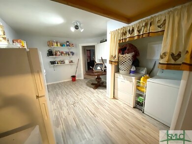 1405 E 32nd St, Savannah, GA 31404 - photo 6