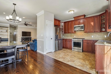 60 Thornall St, Carteret, NJ 07008 - photo 5