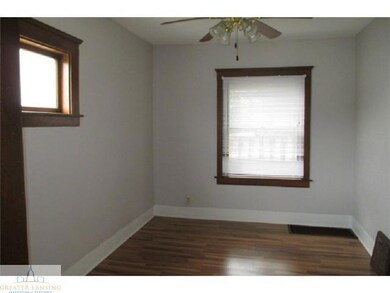 809 W Oakland Ave, Lansing, MI 48915 - photo 3