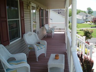 214 Juniper Ln, Drums, PA 18222 - photo 2