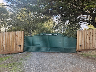 Gate Outside