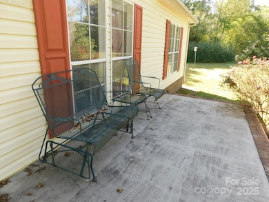 7039 Abner Rd, Troy, NC 27371 - photo 4