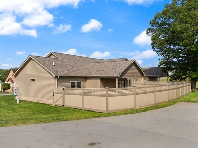 118 A W Canterbury Dr, Bronston, KY 42518 - photo 5