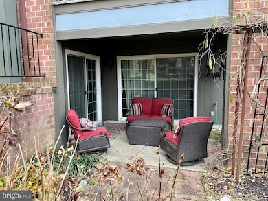 7 Friendswood Ct unit A, Baltimore, MD 21209 - photo 2