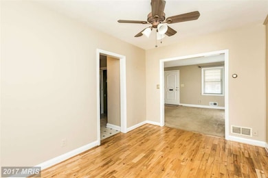 8620 Oak Rd, Parkville, MD 21234 - photo 6