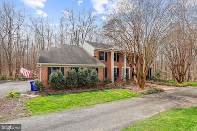 8730 Mountain Valley Rd, Fairfax Station, VA 22039 - photo 2