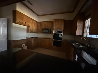 1606 Woodlands Dr, Tyler, TX 75703 - photo 3