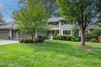 35 Hunters Cir, Tewksbury Twp., NJ 08833 - photo 2