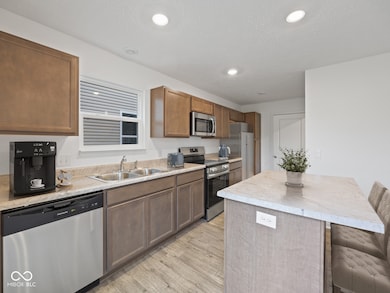 11035 Walter Dr, Indianapolis, IN 46235 - photo 6