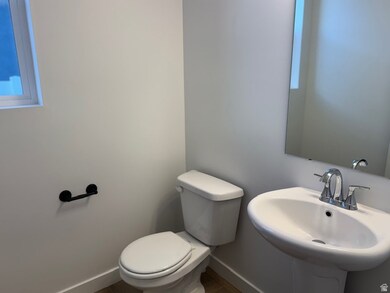 738 N Plainsman Dr unit 107, Mapleton, UT 84664 - photo 4