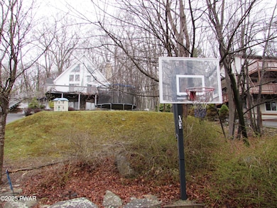 169 N Lake Dr, Dingmans Ferry, PA 18328 - photo 3