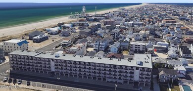 51 aerial N View