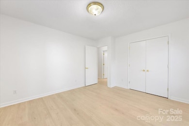 1840 Stoneyridge Dr, Charlotte, NC 28214 - photo 7