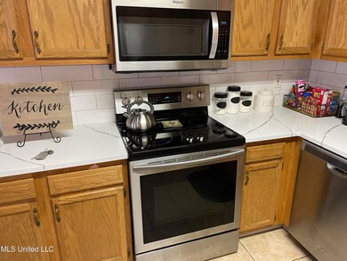 971 Bullrun Dr, Byram, MS 39272 - photo 4