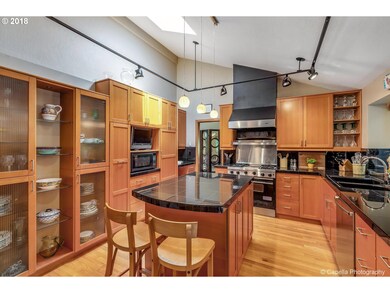 2972 Vale Ct, Lake Oswego, OR 97034 - photo 6