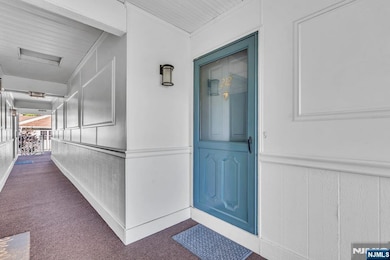 212 Larch Ln unit F3, Mahwah, NJ 07430 - photo 2