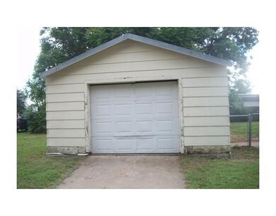 Parking Lot/Garage.