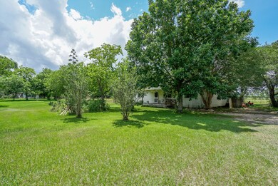 13626 Fm 442 Rd, Needville, TX 77461 - photo 2