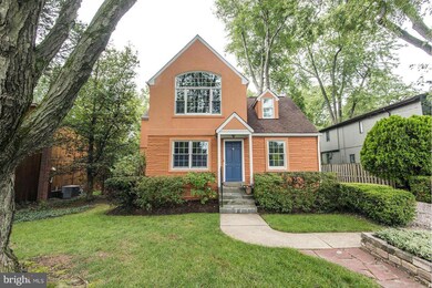 7123 Gordons Rd, Falls Church, VA 22043 - photo 2