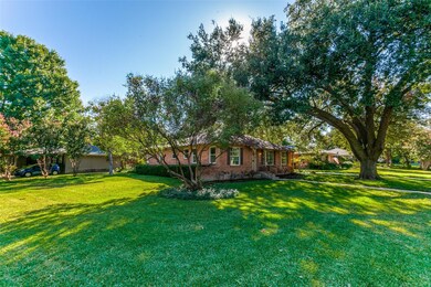 6470 Danbury Ln, Dallas, TX 75214 - photo 2