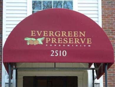 2510 Skyline Dr unit 9, Lowell, MA 01854 - photo 2