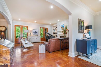 03-4624 Eiffel Ln-3