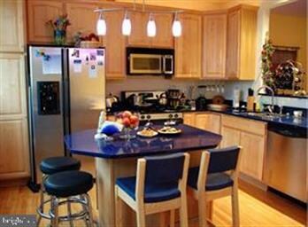 2957 Huntington Grove Square, Alexandria, VA 22306 - photo 2