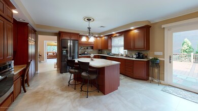 44-Hunt-Lane-Staten-Island-NY-10304-Kitc