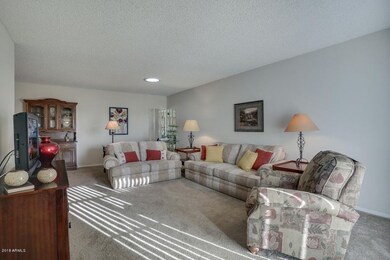 10042 W Ocotillo Dr, Sun City, AZ 85373 - photo 3