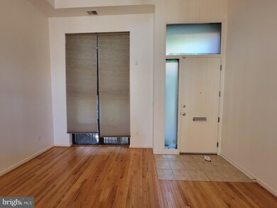 118 Station Mews N, Baltimore, MD 21202 - photo 7