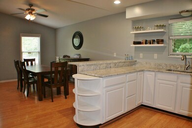 797 Royal Cir, Howard, OH 43028 - photo 5