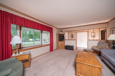 1520_E_Dowling_Road_04