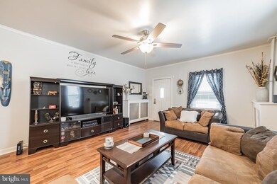 1253 E 12th St, Crum Lynne, PA 19022 - photo 6