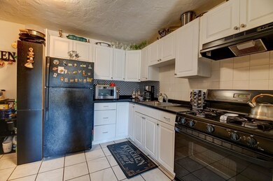 270 E Haverhill St unit 10, Lawrence, MA 01841 - photo 5