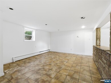 31 Massey St, Lodi, NJ 07644 - photo 7