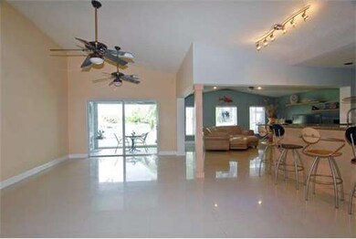 15021 SW 69th St, Miami, FL 33193 - photo 2