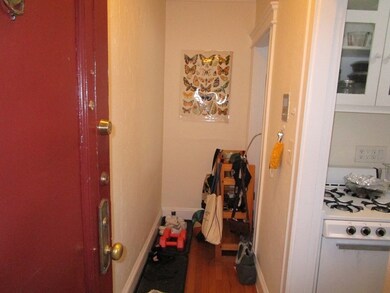 122 Riverway unit 3, Boston, MA 02215 - photo 6