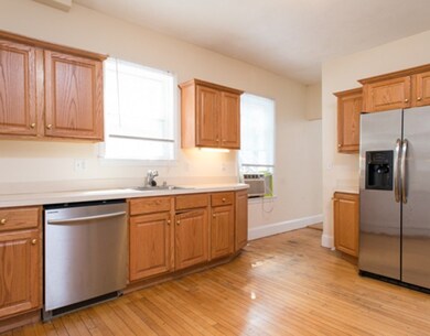 122-124 Adams St unit 124, Waltham, MA 02453 - photo 7