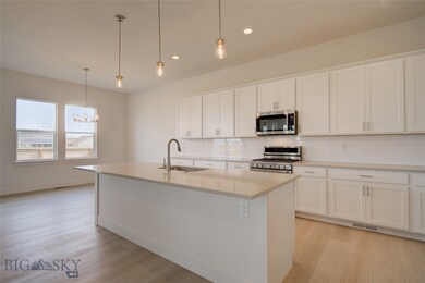 Large island for prep and entertaining