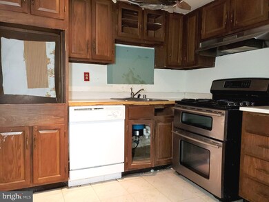 5466 Gloucester Rd, Columbia, MD 21044 - photo 7