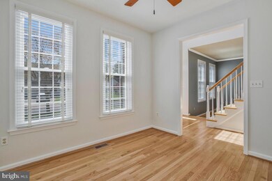 14512 Dolbrook Ln, Bowie, MD 20721 - photo 4