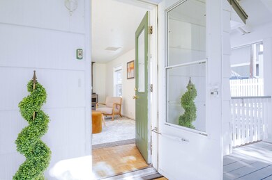 1527 NW 10th St, Bend, OR 97701 - photo 3