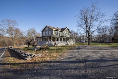 355 Fosler Rd, Wallkill, NY 12589 - photo 2