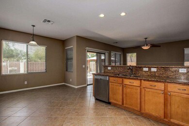 1579 E Cassia Ct, Gilbert, AZ 85298 - photo 7