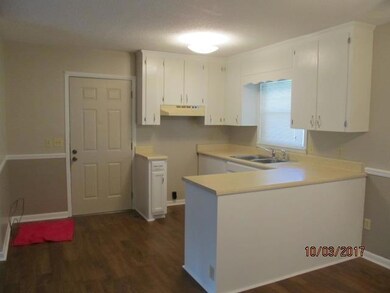 214 Juniper St, Shelbyville, TN 37160 - photo 2