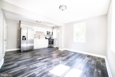 427 S Wickham Rd, Baltimore, MD 21229 - photo 5