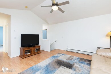 Living Room 20180501-DW-4149-SMALL