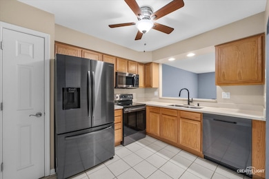 378 Lakeview Cir, Bolingbrook, IL 60440 - photo 7