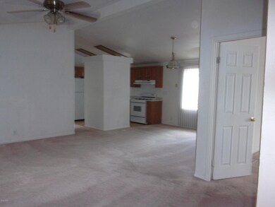 78 E. 4th St. South 011