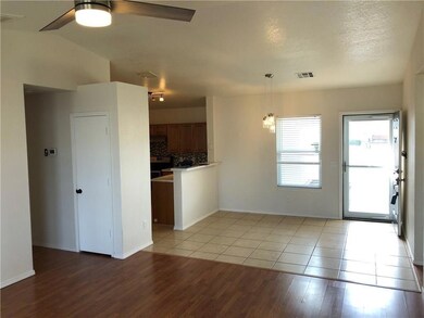 9224 Checkerbloom Dr, Oklahoma City, OK 73165 - photo 5